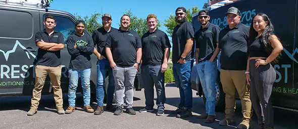 Everest Heating and Air Conditioning team photo.